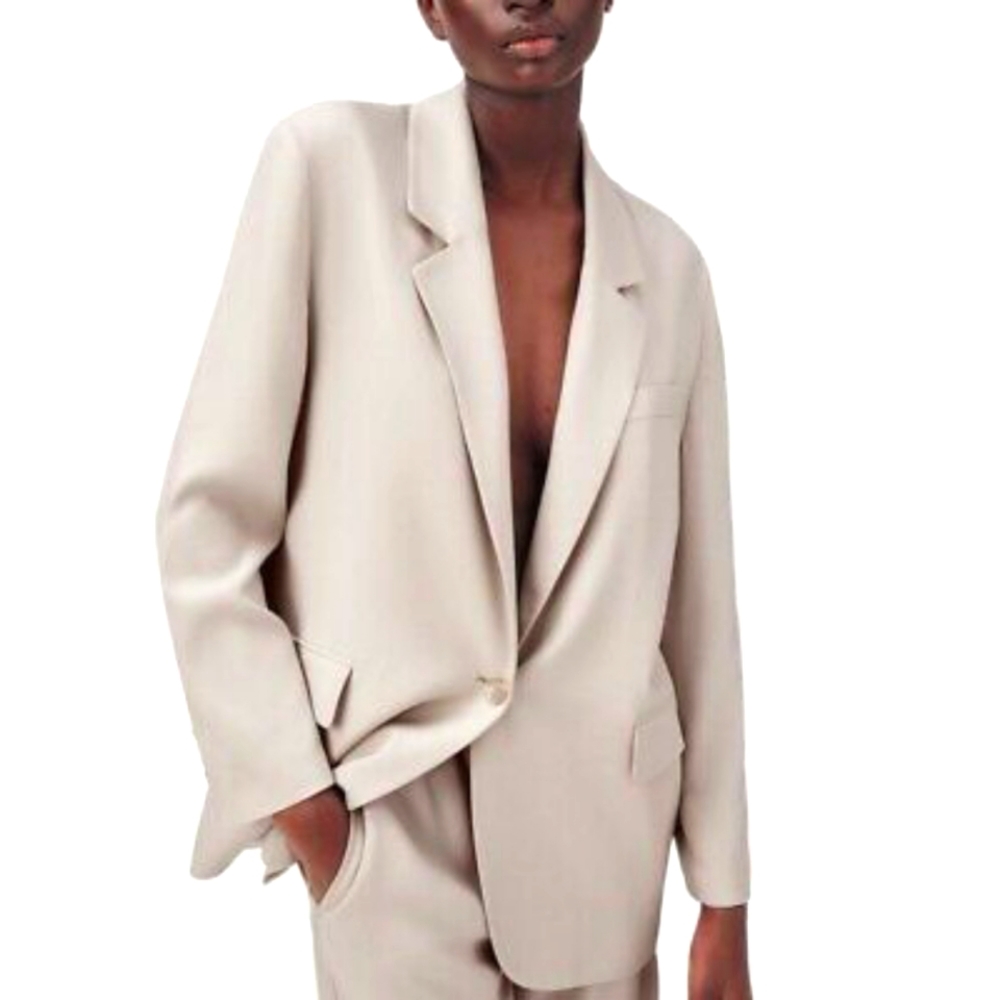 Zara flowy business casual luxe blazer